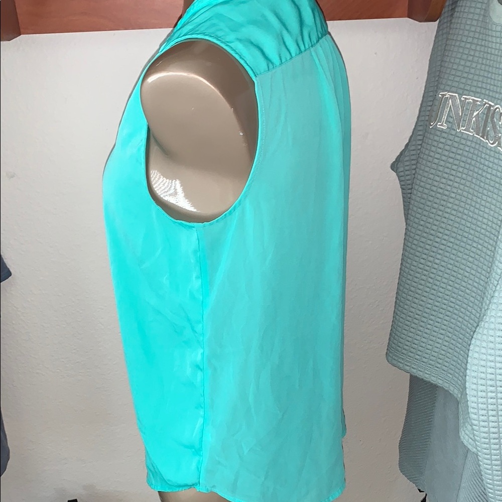 American Eagle Outfitters Sleeveless Turquoise Button-Up Top Small - Picture 5 of 6